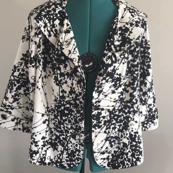 Dress jacket. Black and white - Picture 6 of 7